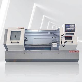 مخرطة CNC طراز CK6160×2000 | مركز خراطة أفقي للخدمة الشاقة مخصص لتشغيل الأعمدة الطويلة